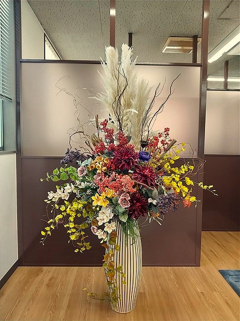 富士市 K運送様 秋のアレンジフラワー完成!!